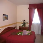 Hotel Altieri 3*