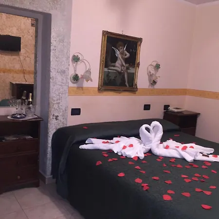 Hotel Altieri 3*